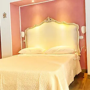 Bed and Breakfast Station, Νάπολη